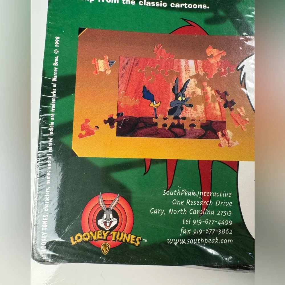 Loony Tunes Assorted Nuts Sealed Animated Jigsaw Game PC CDROM big box 1998